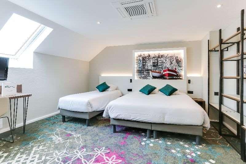 Brit Hotel Caen Nord - Memorial Room photo